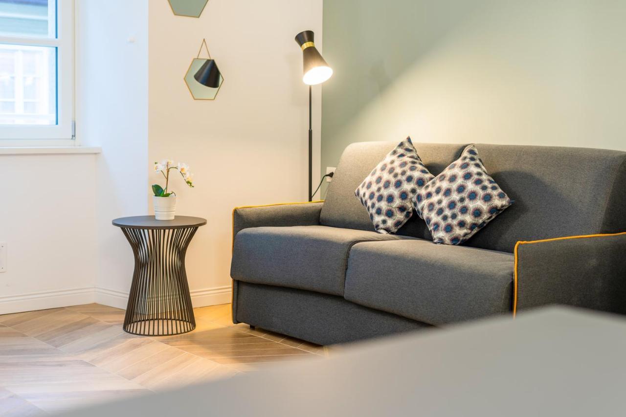 Domo Premium Apartments - Trieste Mazzini Ngoại thất bức ảnh