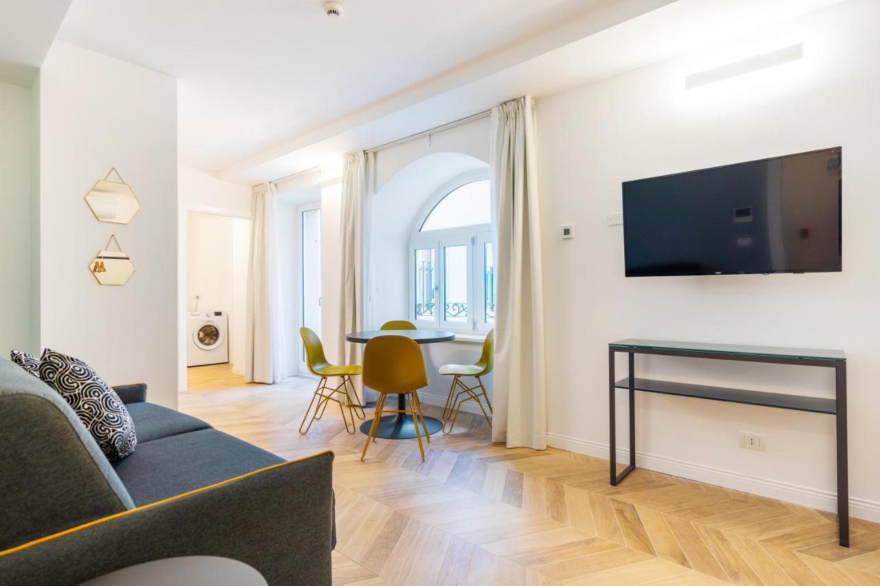 Domo Premium Apartments - Trieste Mazzini Ngoại thất bức ảnh