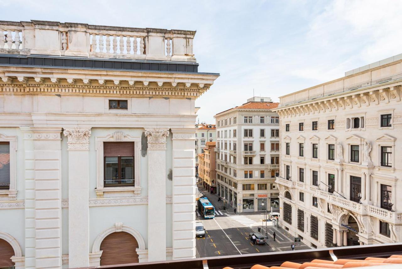 Domo Premium Apartments - Trieste Mazzini Ngoại thất bức ảnh
